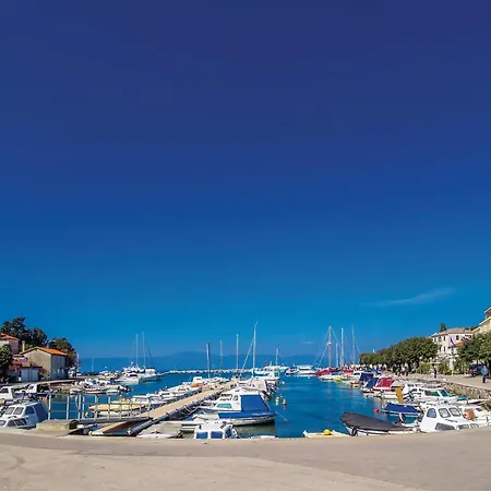 Gorgeous In Σπίτι διακοπών Malinska