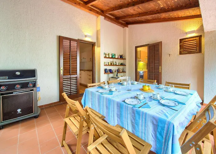 Ferienhaus Beautiful In With Wifi Malinska